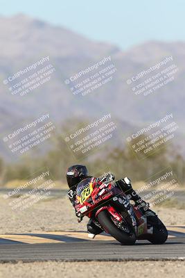 media/Dec-04-2025-Racers Edge (Thu) [[5ebc9f124d]]/3-B Group/1-Session 1 (Turn 7)/